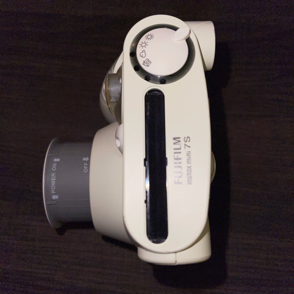 Camera - Picture 8 of 11